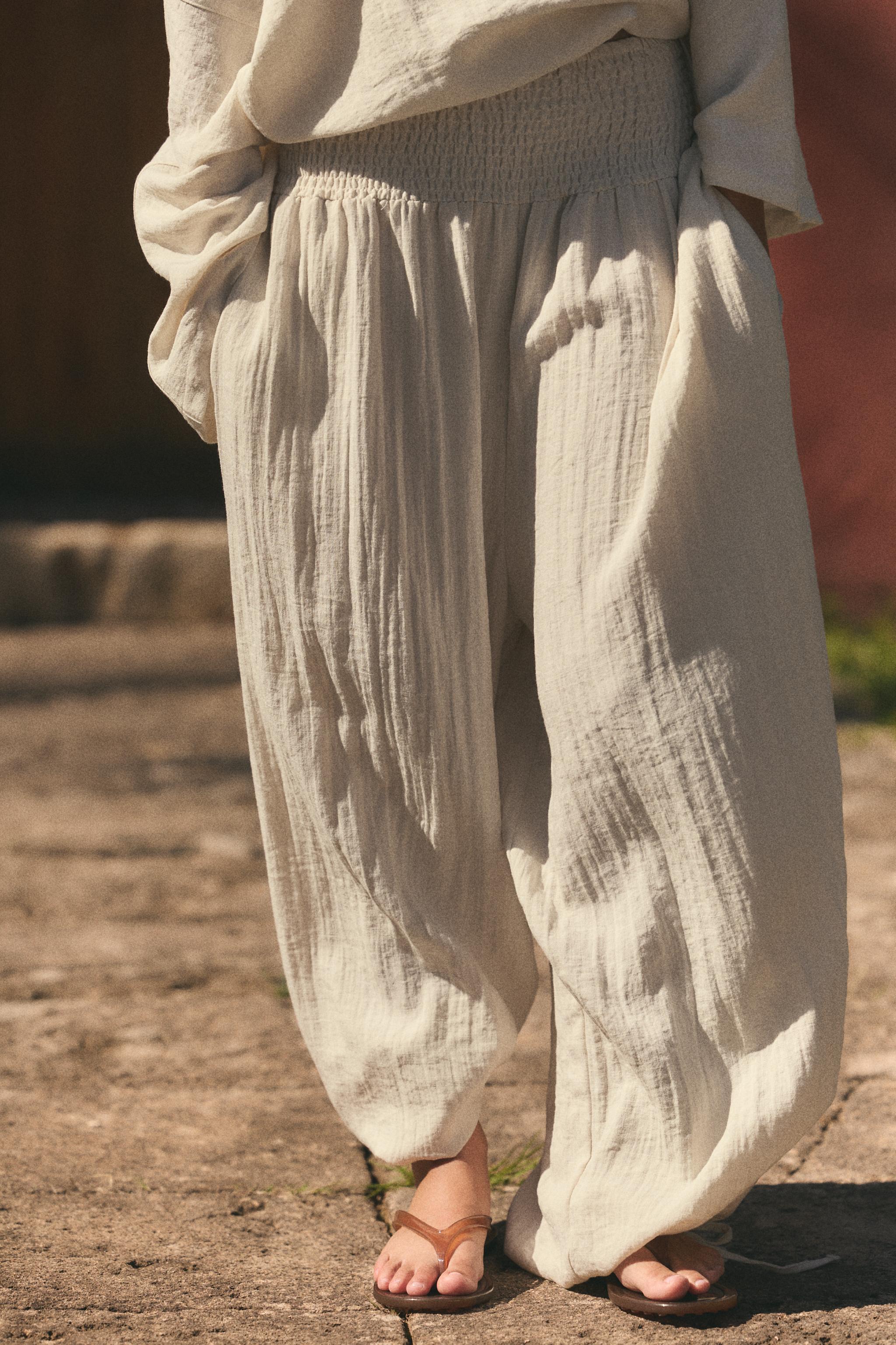 PANTALON À TAILLE ÉLASTIQUE